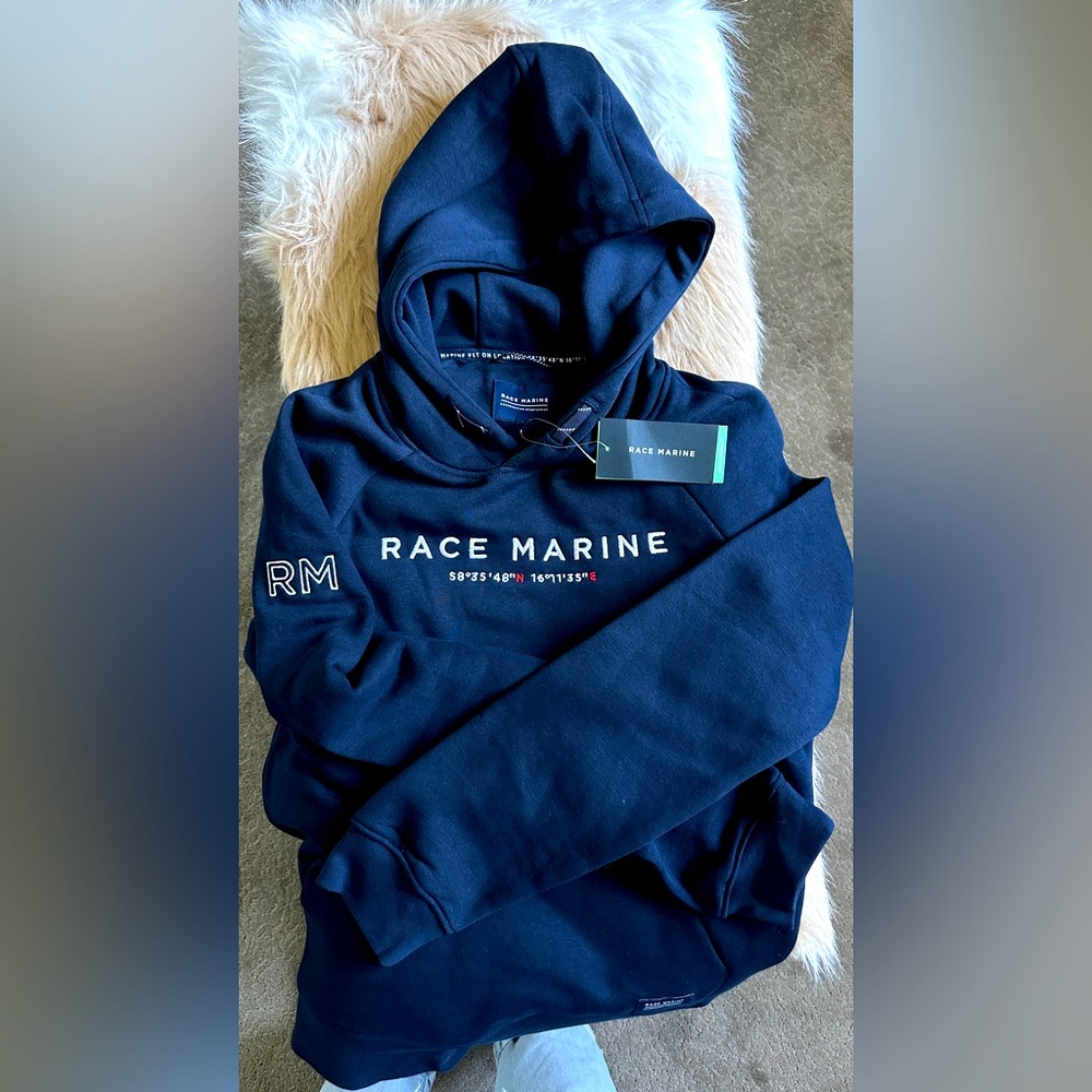 Race Marine hooded sweatshirt. Scandinavian Sportswear 🇸🇪.  Navy. NWT